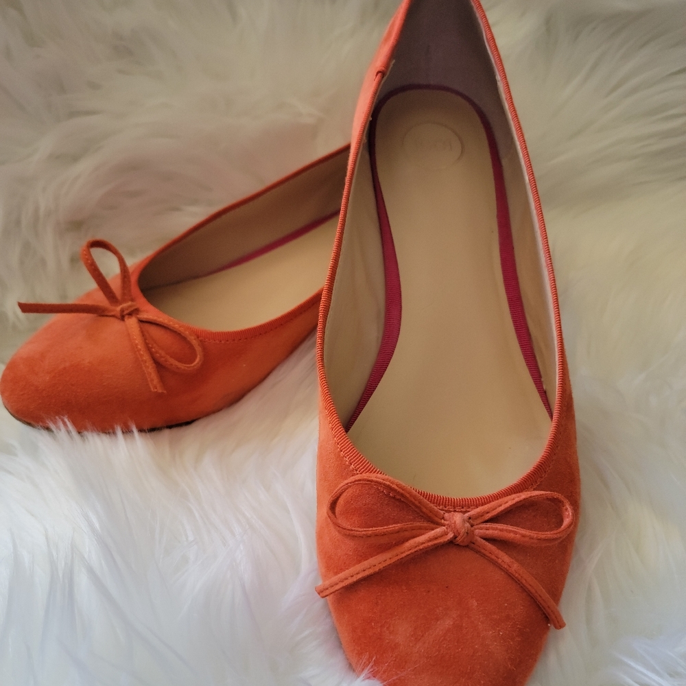 Orange suede Size 10 flats